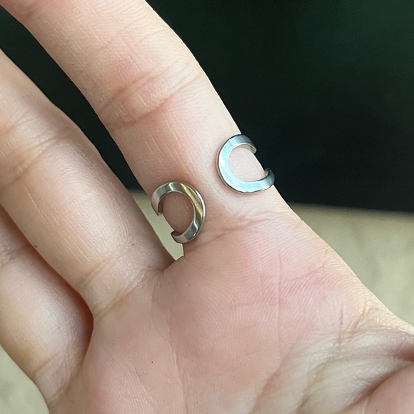 π΄β SALE ! red dot items are 2 for $25 . Bundle more than 3 and its $10 each π - Picture 6 of 14